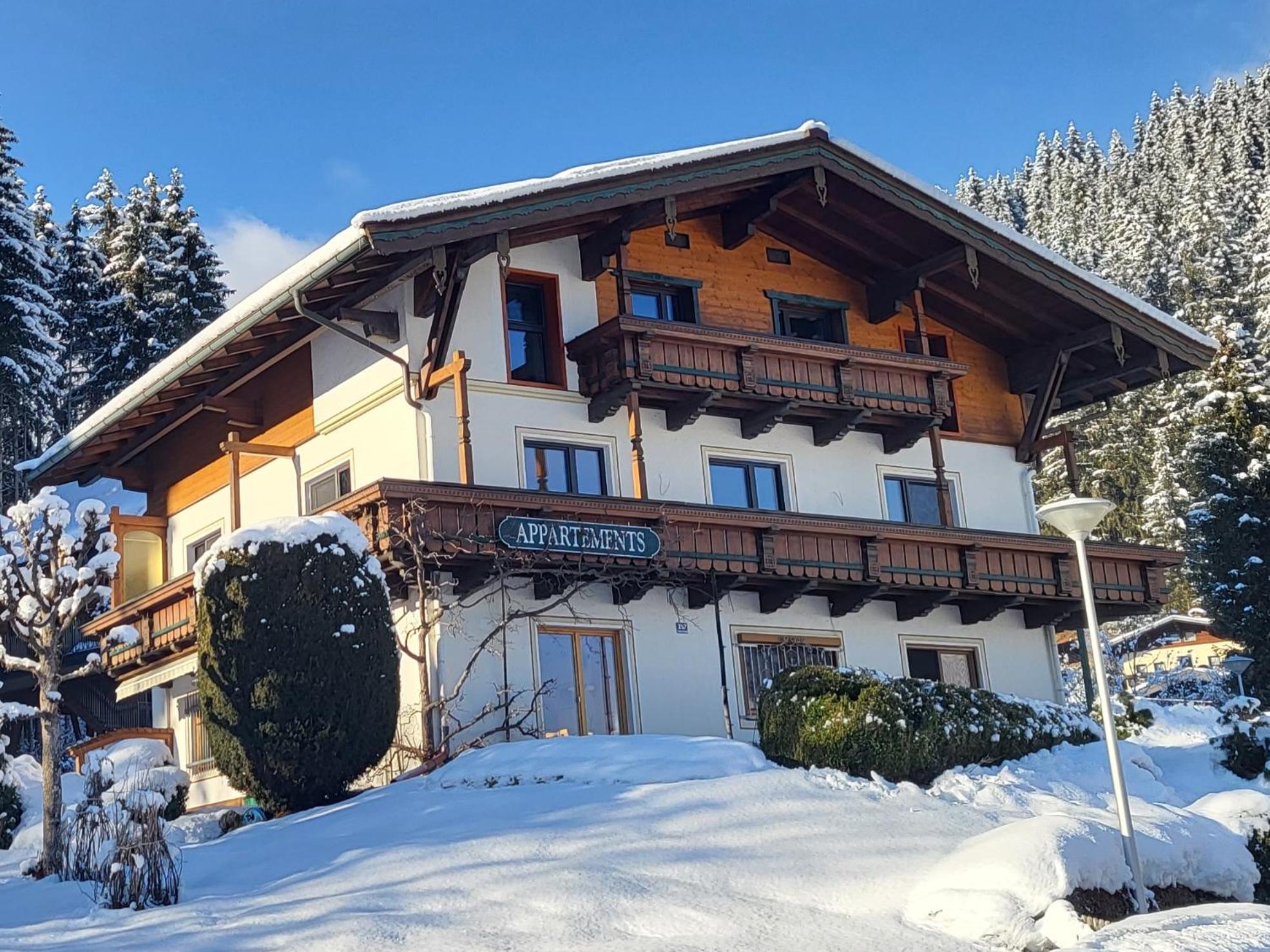 Appartamento Am Waldrand 252 Neukirchen am Großvenediger Esterno foto